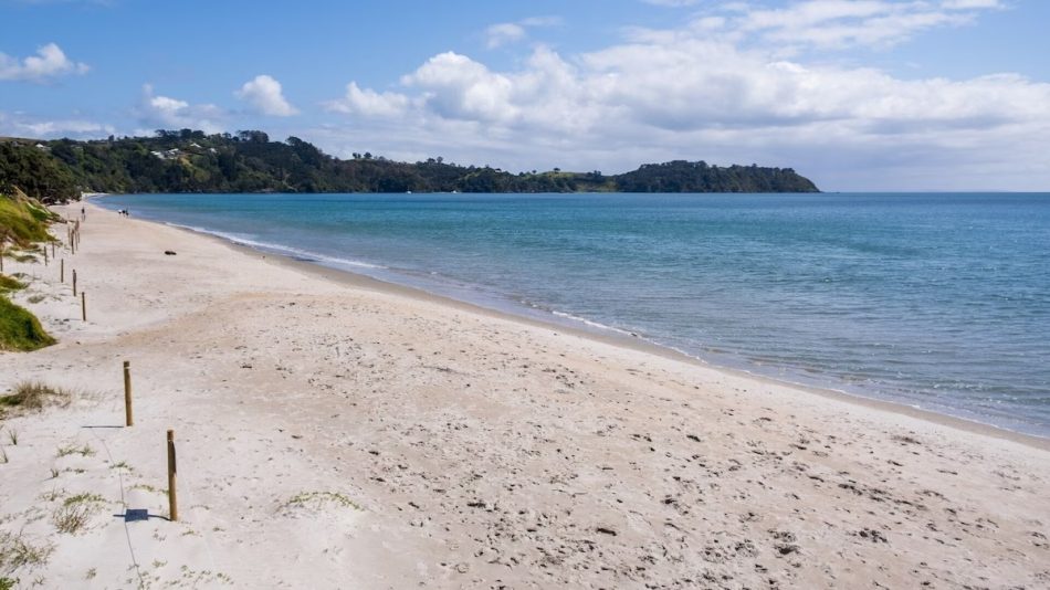 Onetangi beach at our doorstep