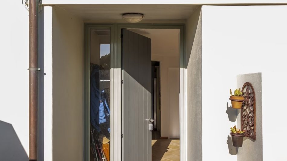 Lockbox Entrance