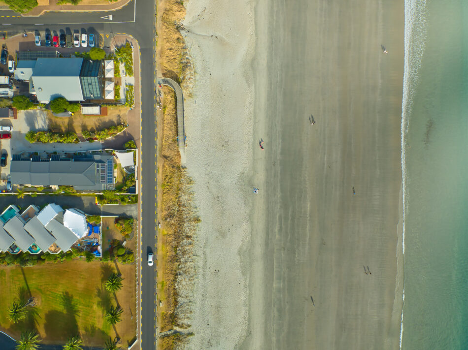 Beach & Apartments